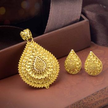Shreyadzines Gold Plated Filigree Traditional Pendant Earrings Set with  Chain for Women  Girls Floral  Amazonin Fashion